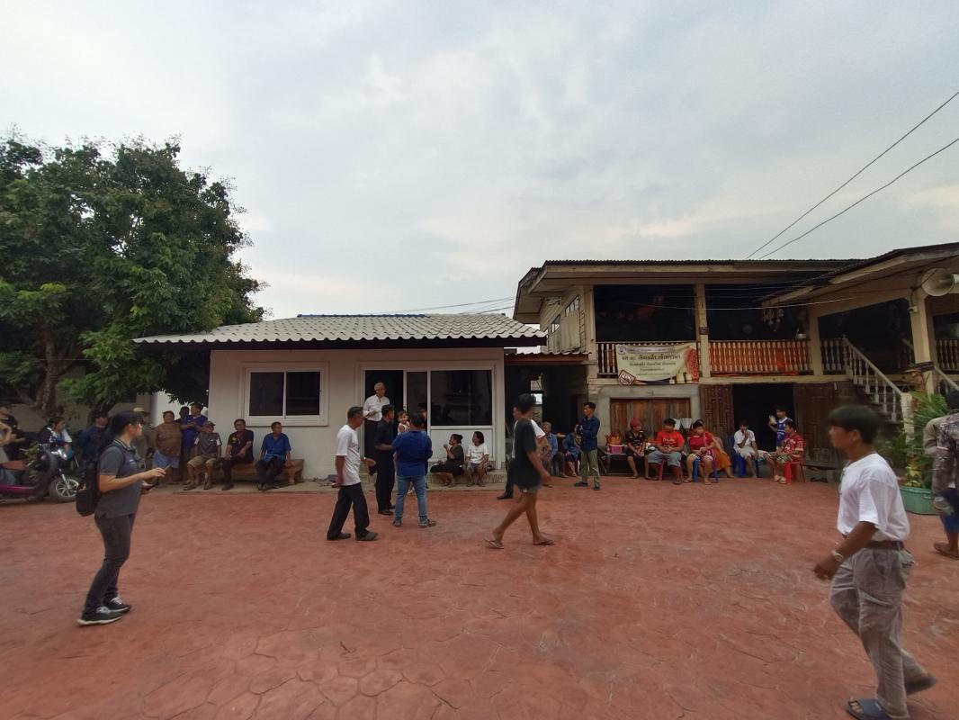 ชาวบ้านขัดขวางการย้ายสรีระหลวงพ่อครูบาหยัดไปเชียงใหม่