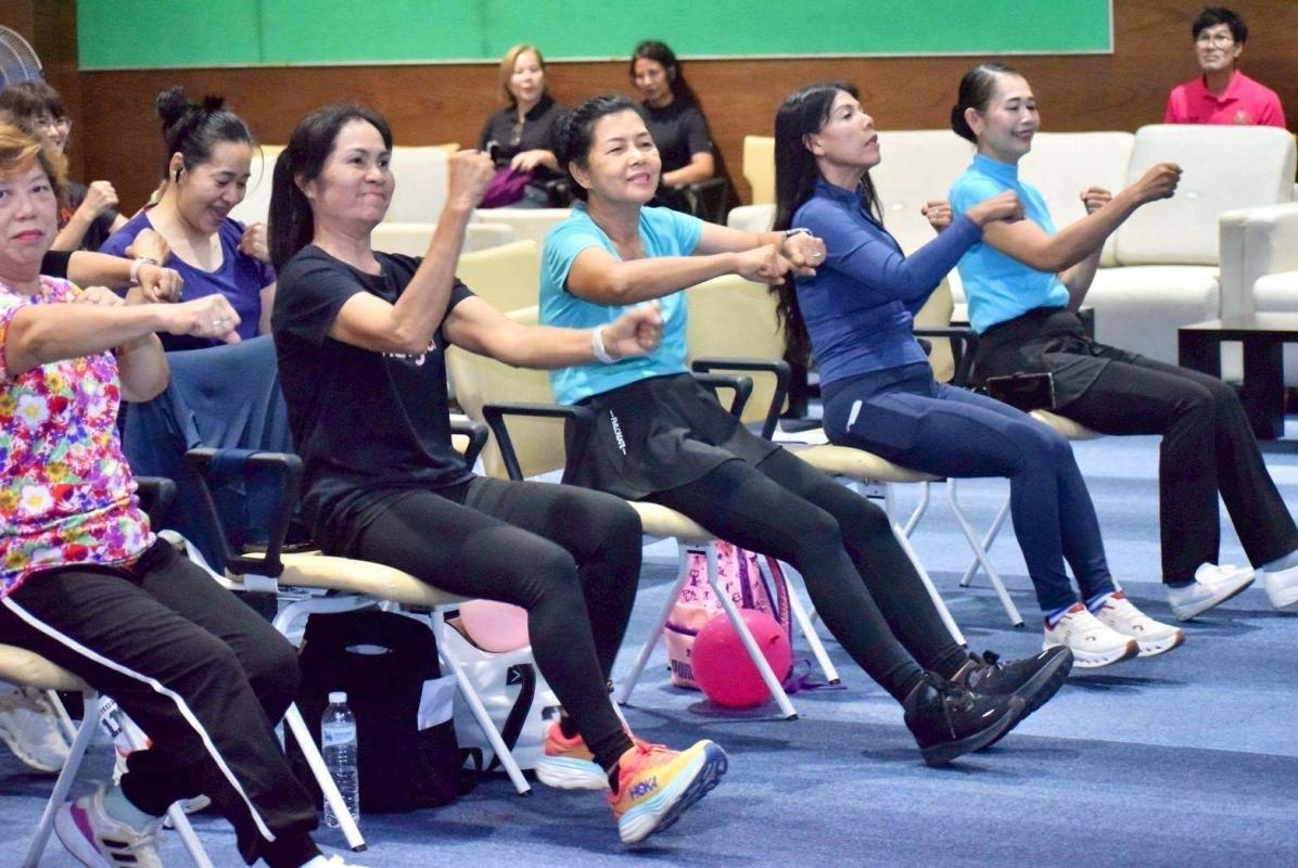 คนปทุมฯสุขภาพต้องก่อนจัดออกกำลังกาย ไลน์แดนซ์