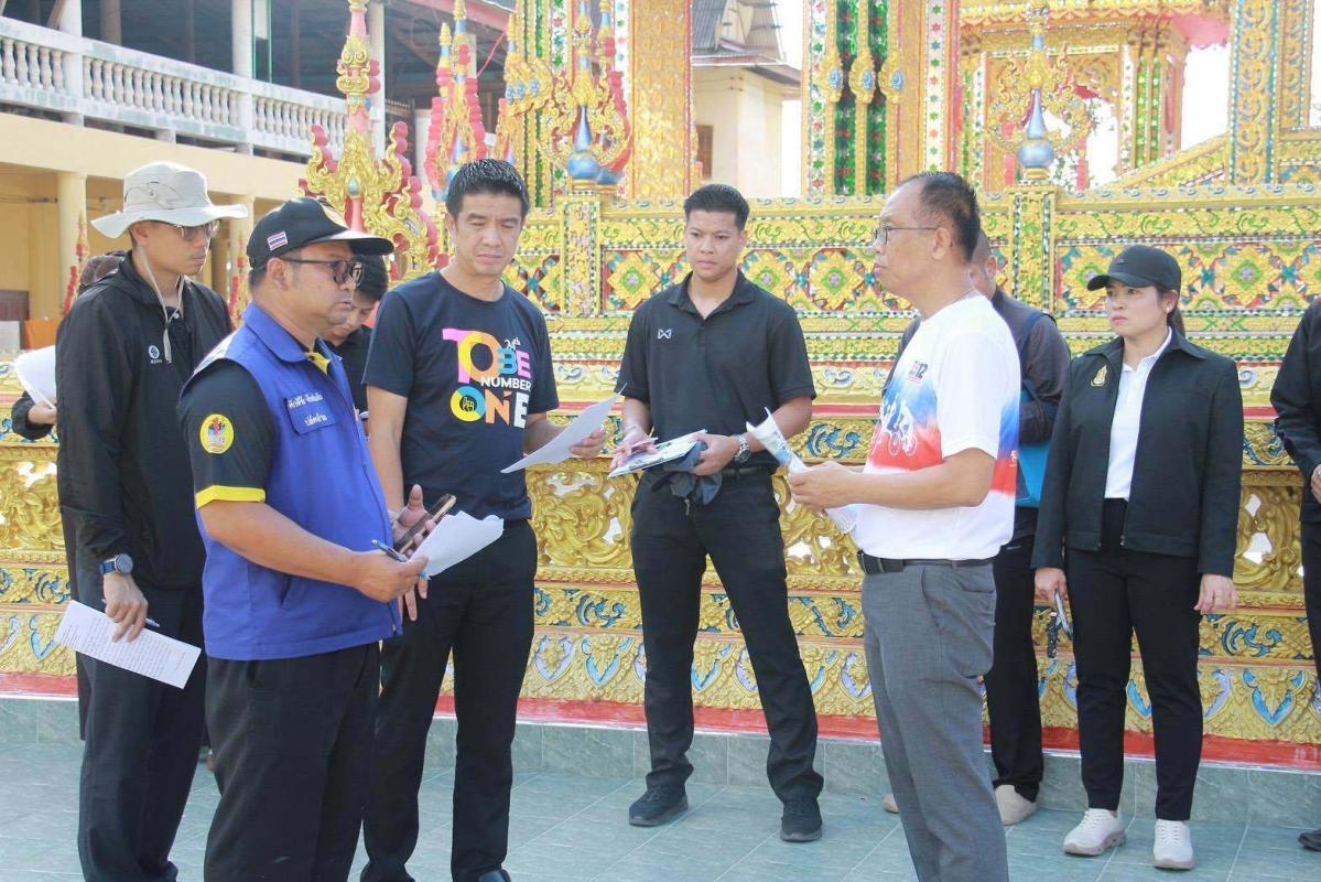 >>> ตรวจความพร้อมสถานที่จัดซุ้มถวายดอกไม้จันทน์ งานพระบรมศพฯ อ.แสวงหา <<<