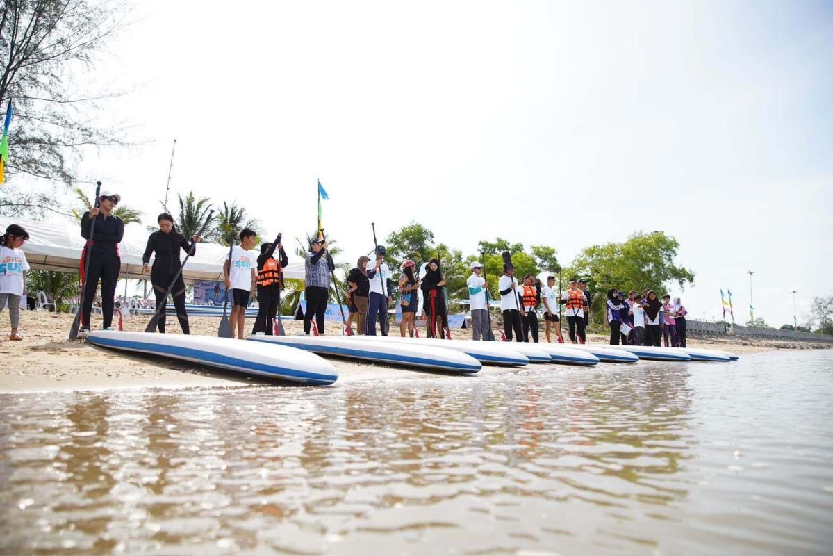 รมช.มท.เปิด งาน Satun SUP Board and Geo Craft on the Beach