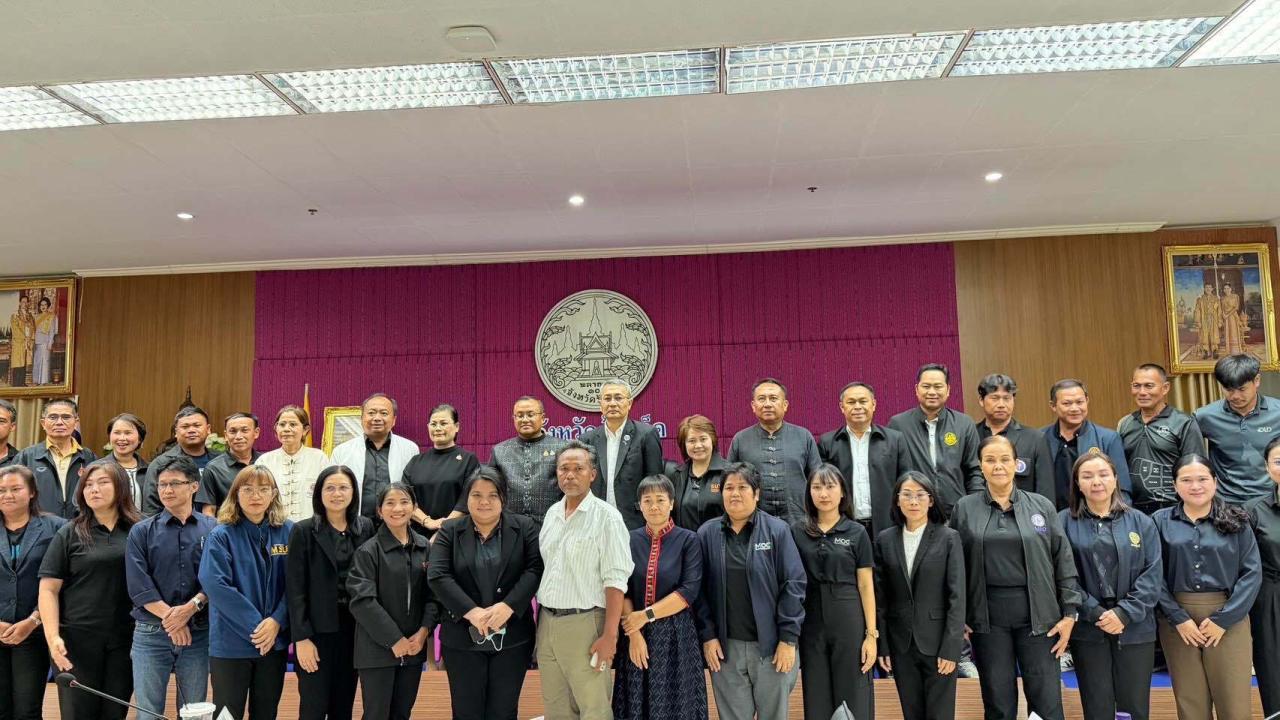  ร้อยเอ็ดประกาศโรดแมป 5 ปี ปั้น &ldquo;สาเกตุบีฟ ดันร้อยเอ็ดโมเดล&rdquo; มุ่งสู่ศูนย์กลางเนื้อโคพรีเมียมแห่งอาเซียน