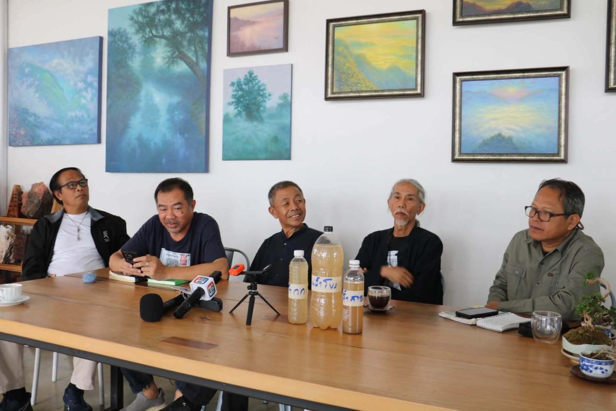  ภาคประชาชนเชียงรายแถลงจุดยืน จี้รัฐบาลจีน-ไทย แก้ต้นตอสารพิษแม่น้ำกก ค้านใช้ความรุนแรงสลายการชุมนุม ย้ำสิทธิประชาชนต้องได้รับการคุ้มครอง