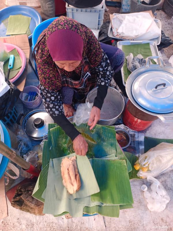 ขนมแคง: ขนมพื้นบ้านคนปลายน้ำคลองอู่ตะเภาที่บ้านทุ่งน้ำ