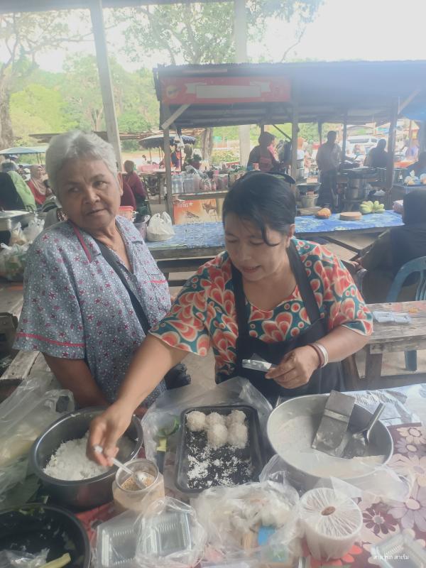ตลาดนัดบ้านหัวเขา : วิถีแห่งการแลกเปลี่ยนและของดีถิ่นคาบสมุทรสทิงพระ
