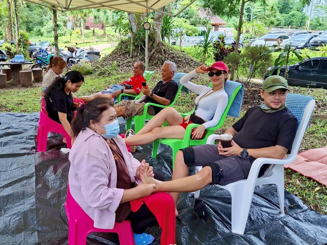 อช.ภูสอยดาว เปิดตัวบริการ &ldquo;นวดเพื่อสุขภาพ&rdquo; โดยหมอนวดชุมชนมาตรฐาน สธ. สร้างรายได้สู่ท้องถิ่นอุตรดิตถ์