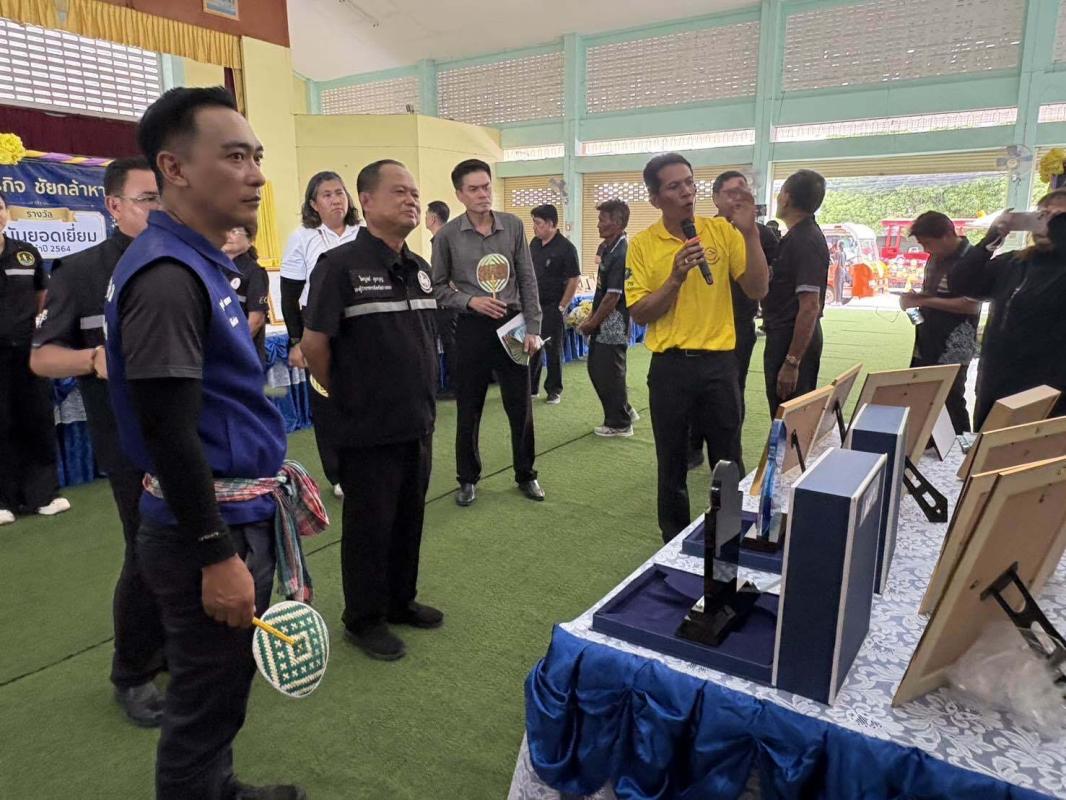 รองผู้ว่าฯ พร้อมคณะกรรมการฯ ลงพื้นที่ประเมินผลการดำเนินงาน “ตำบลเข้มแข็งและหมู่บ้านเศรษฐกิจพอเพียง” รอบที่ 2 หมู่บ้านไผ่จำศีล อำเภอวิเศษชัยชาญ
