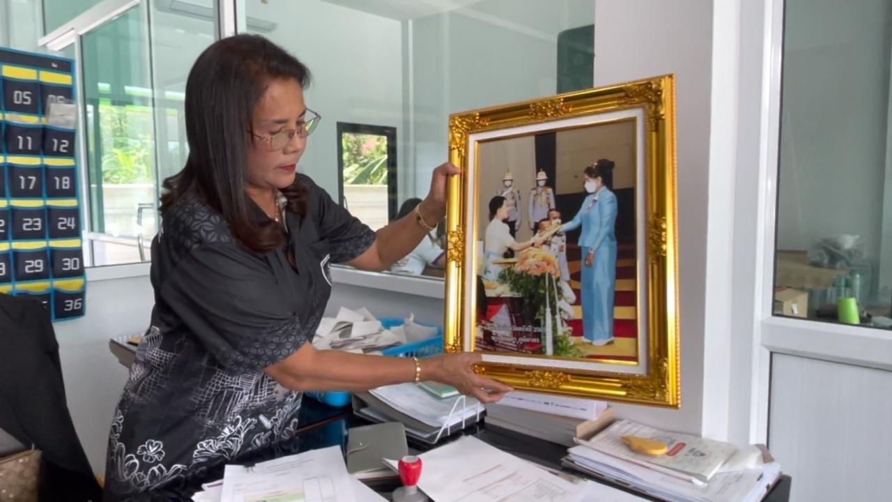 แม่ดีเด่นแห่งชาติชาวตรัง ขอตั้งใจทำงานเพื่อชุมชนถวายพระองค์ภา กล่าวเสียงสะอื้น น้ำตาคลอ ขอพระองค์เสด็จสู่สวรรคาลัย