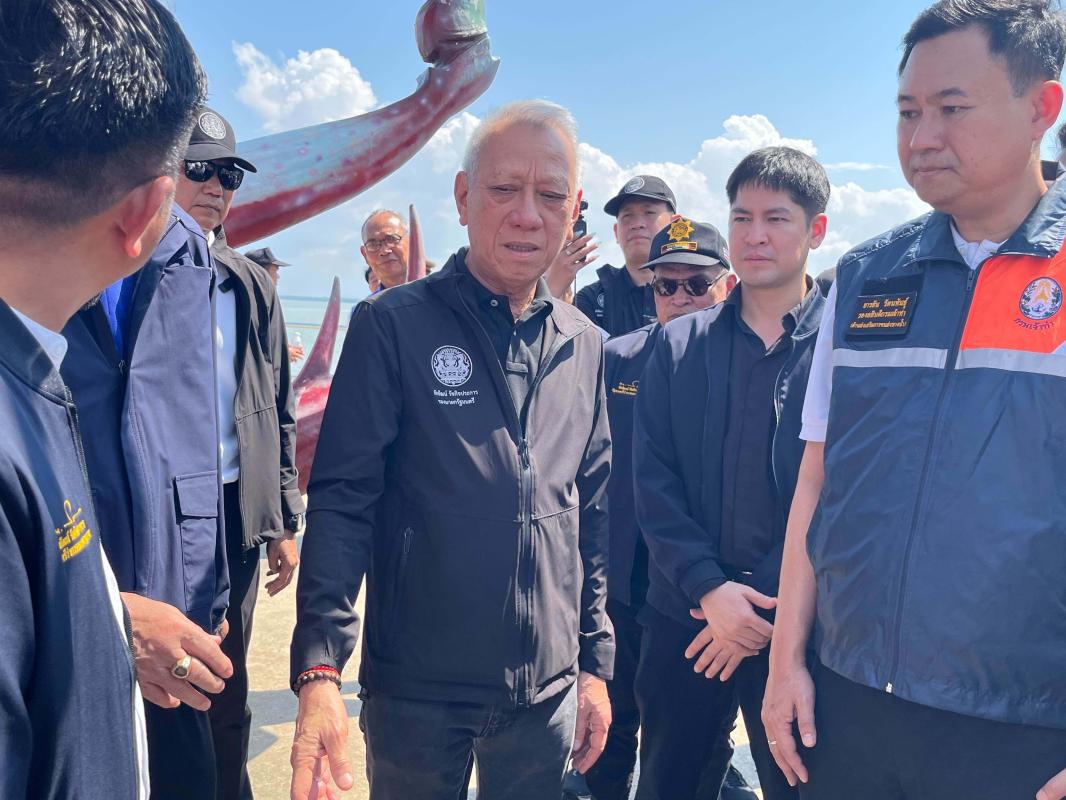 รองนายกฯลงพื้นที่ เตรียมสร้างท่าเรือตันหยงโป