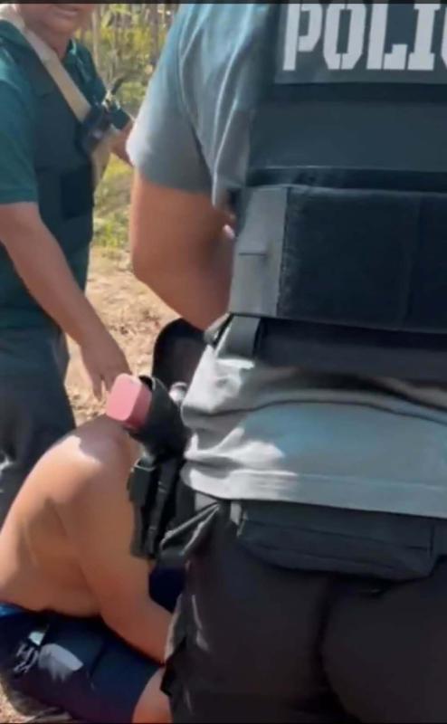 ตำรวจสตูลมัดรวม เข้าจับกุม หนุ่มเสพยาพกปืนพร้อมบวก