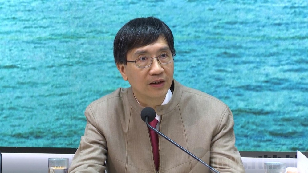 武漢肺炎疫情肆虐。相信有留意新聞的大家,對於袁國勇這三個字絕不陌生。
