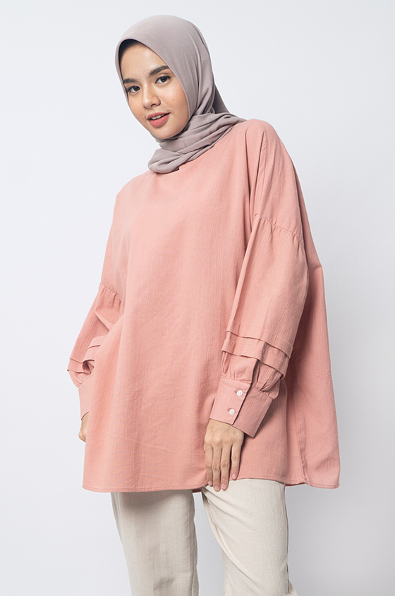Kemeja Aster Shirt Peach