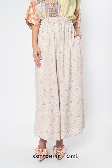 Beige Checker Sharonda