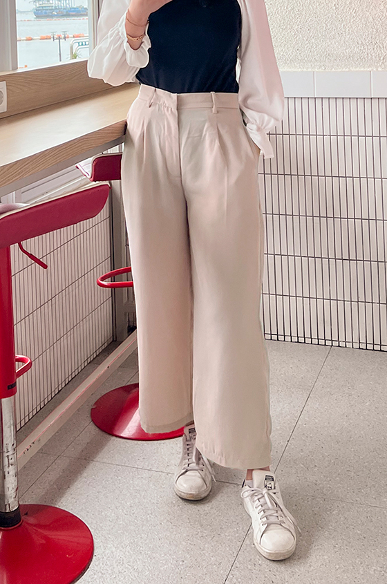 Beige Kyung Mi