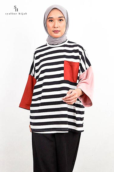 Atasan Wanita Joy Black Stripes