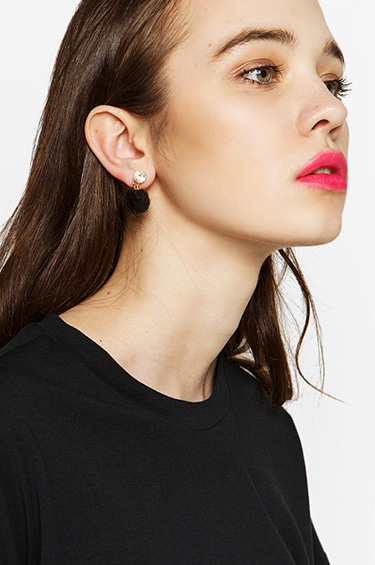 Kim Black Round Pom-Pom