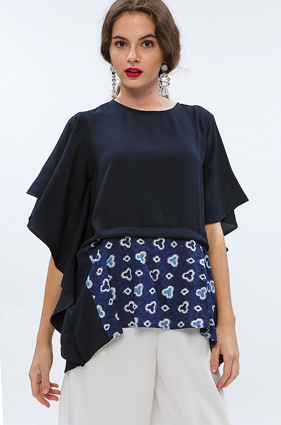 Blouses Navy Batik Sarah | COTTONINK