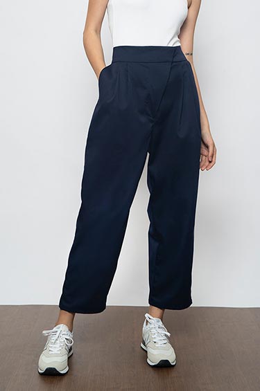 Navy Blue Veran