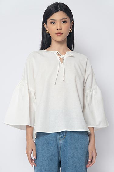 Off-White Shouri