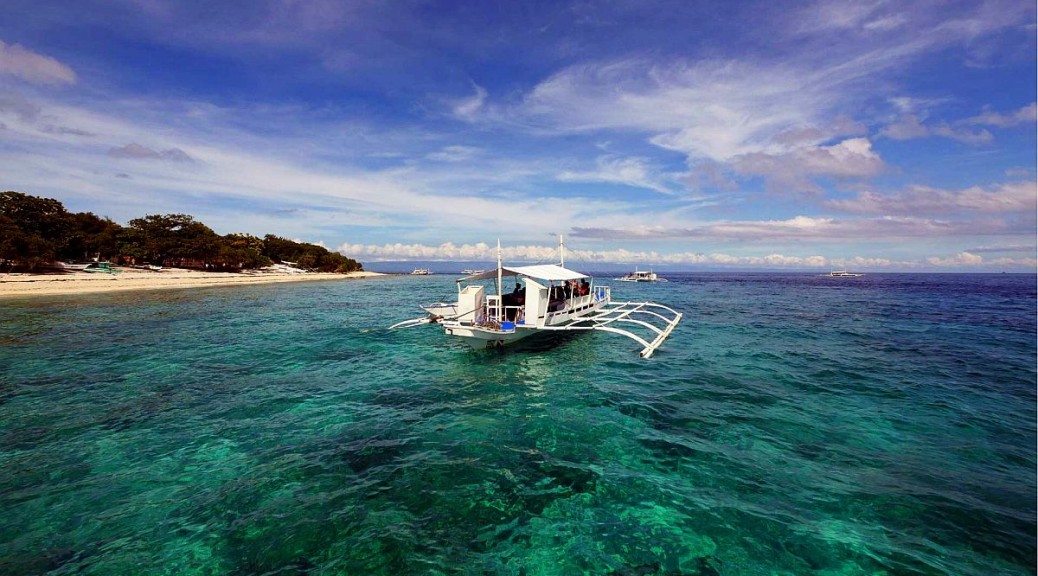 island-hopping-bohol