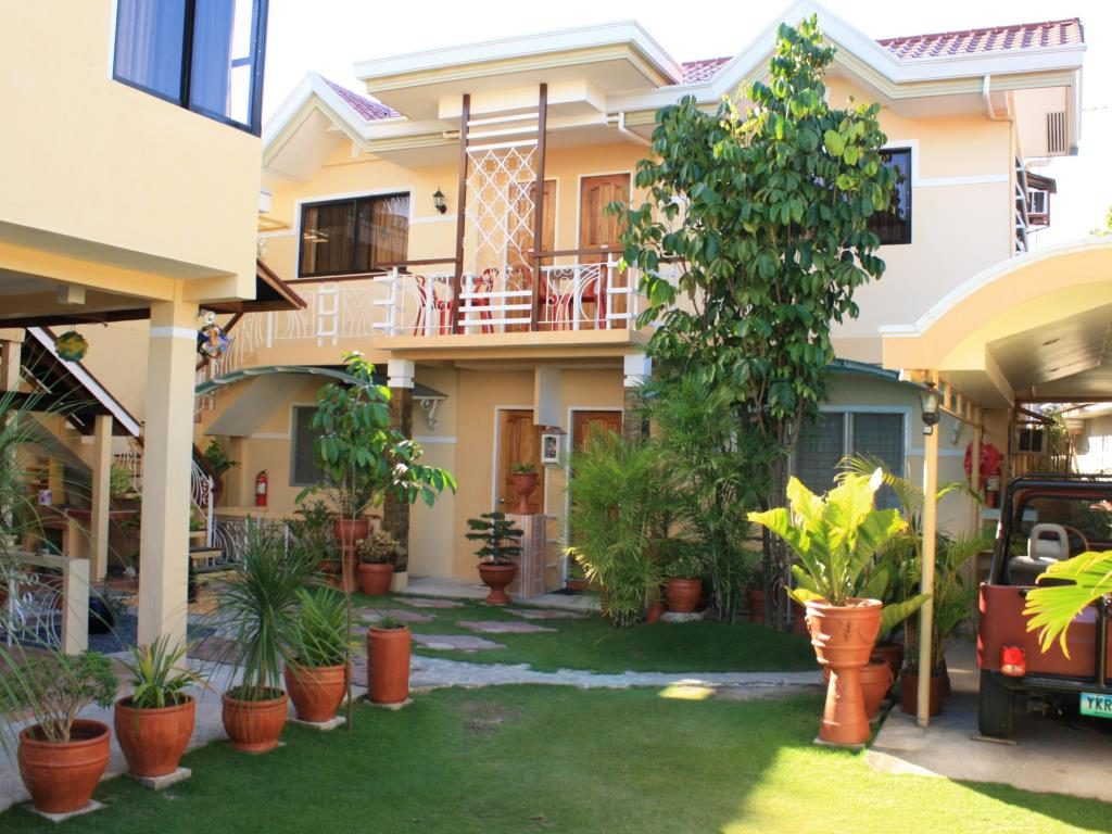 宿霧奧斯洛布馬隆索公寓Oslob malonzo pension house