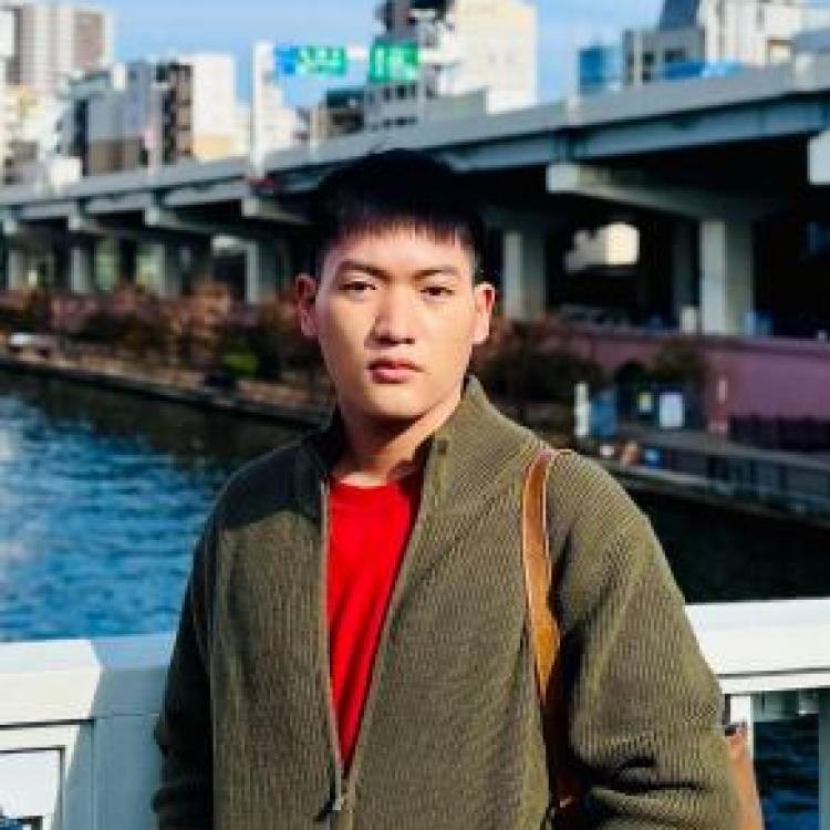 รูปโปรไฟล์ของ Trylayon