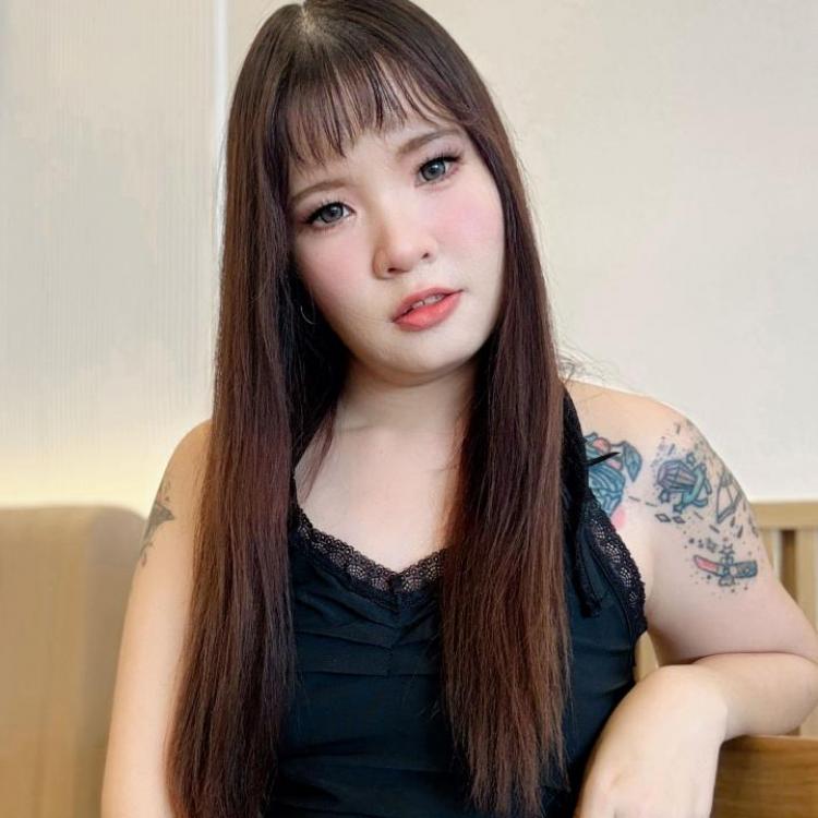 รูปโปรไฟล์ของ วิเวียน (อบอุ่น ฮิลใจ)