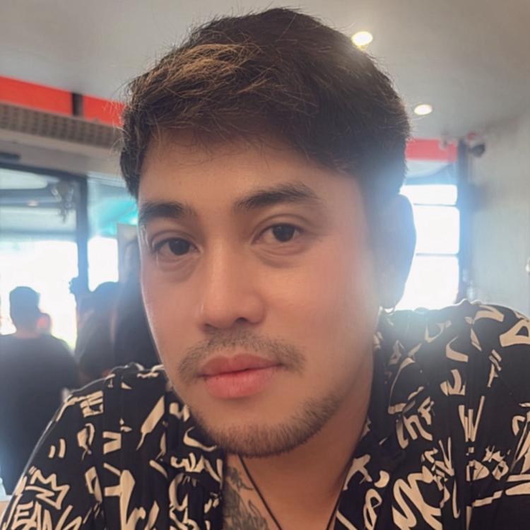 รูปโปรไฟล์ของ นุ๊กพยากรณ์