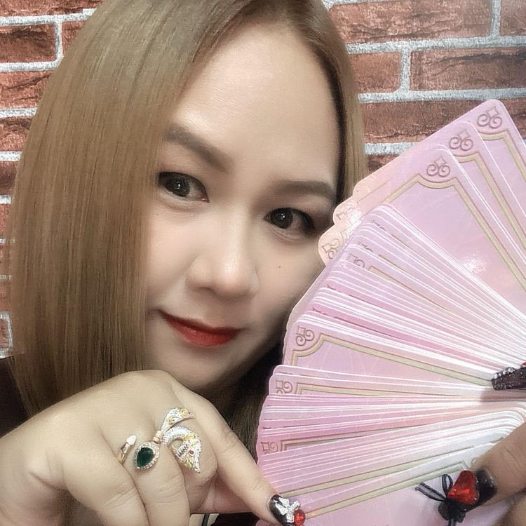 รูปโปรไฟล์ของ แม่หมอฮีลใจ