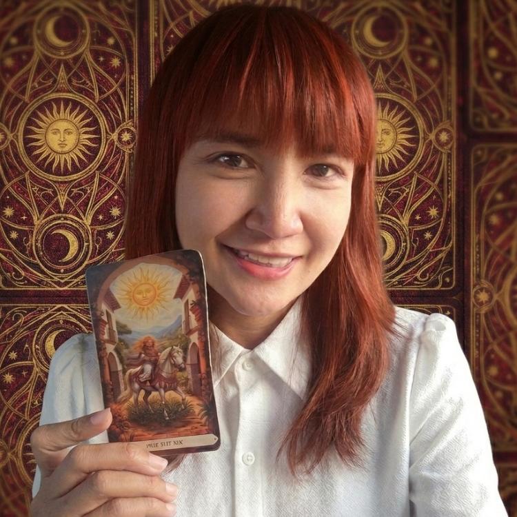 รูปโปรไฟล์ของ ฐิติ ไพ่Tarot