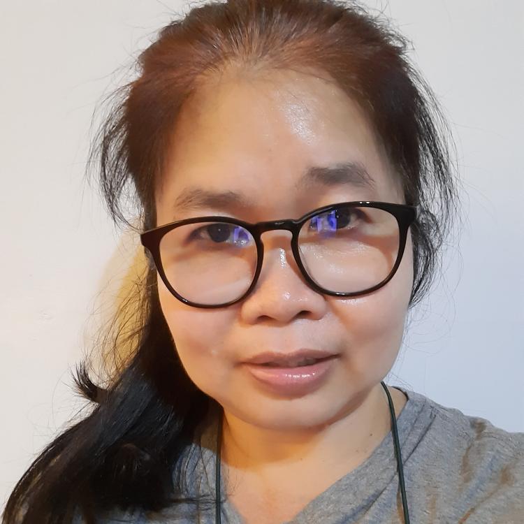 รูปโปรไฟล์ของ อ.ซินดี้ ธาโรต์