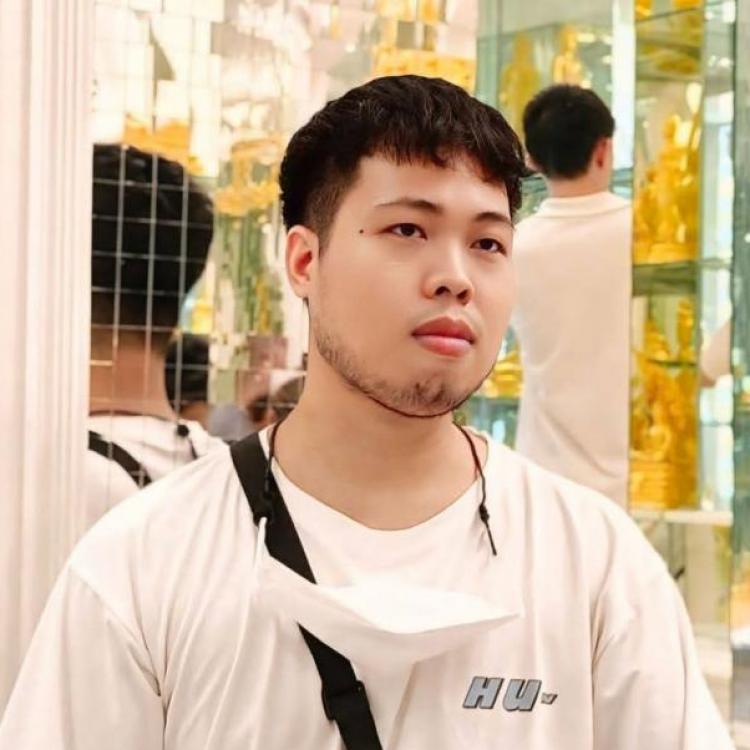 รูปโปรไฟล์ของ พีหมอเอ็ม