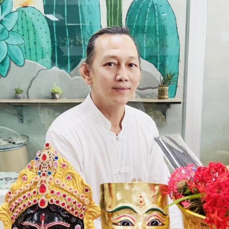 รูปโปรไฟล์ของ พี่ธีร์ สแกนกรรม