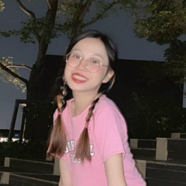 รูปโปรไฟล์ของ ซันเดย์ แม่หมอมือใหม่