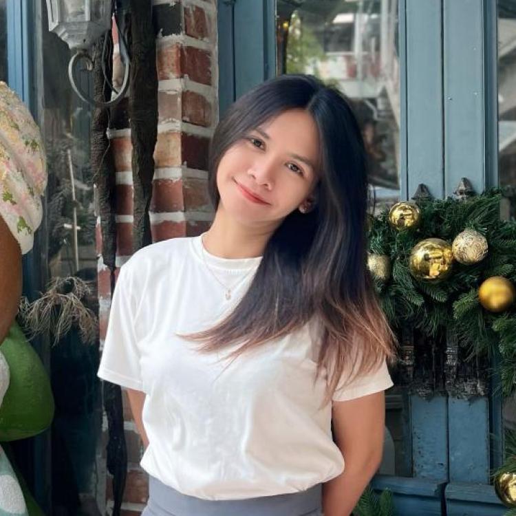 รูปโปรไฟล์ของ Tarot moon