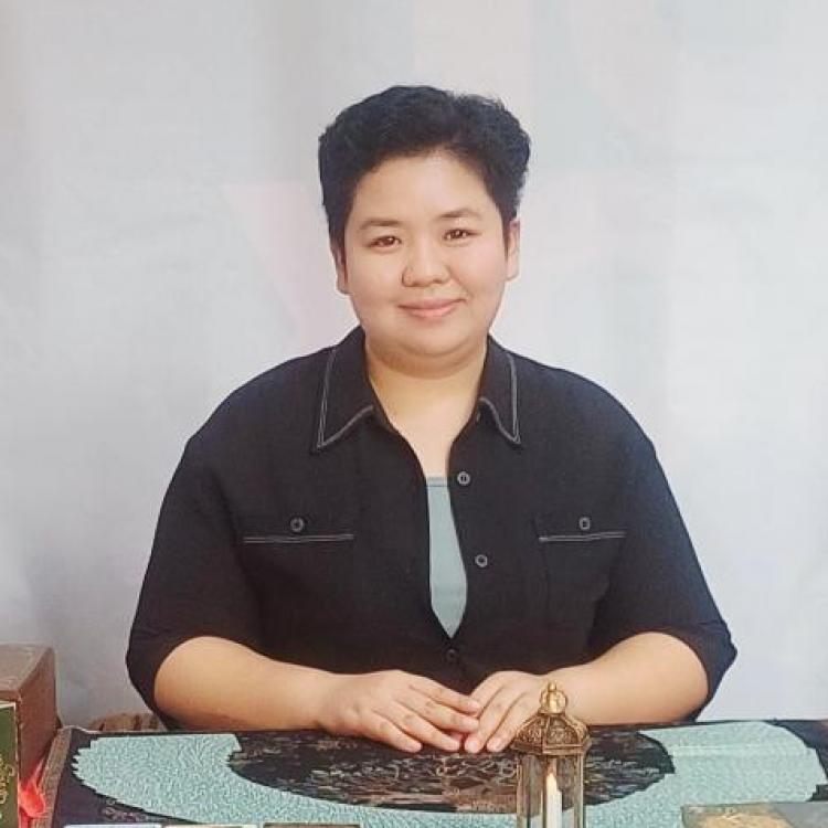 รูปโปรไฟล์ของ แม่หมอใหม่