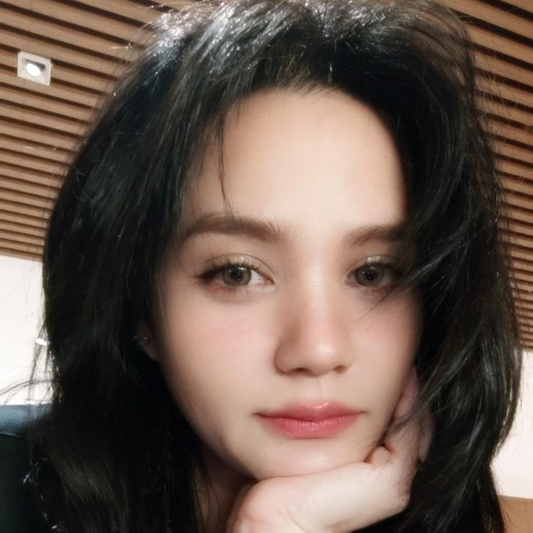 รูปโปรไฟล์ของ Solar Tarot