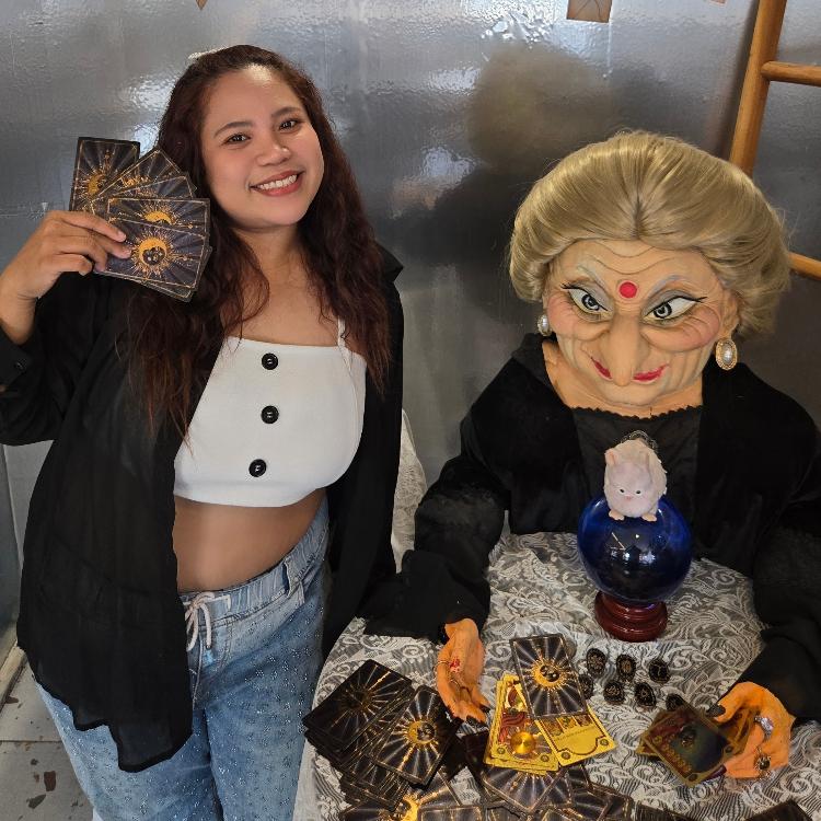 รูปโปรไฟล์ของ แม่หมอดูดวงเอาฟิล