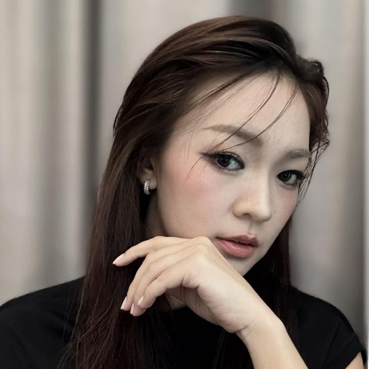 รูปโปรไฟล์ของ Pui Mystic Tarot