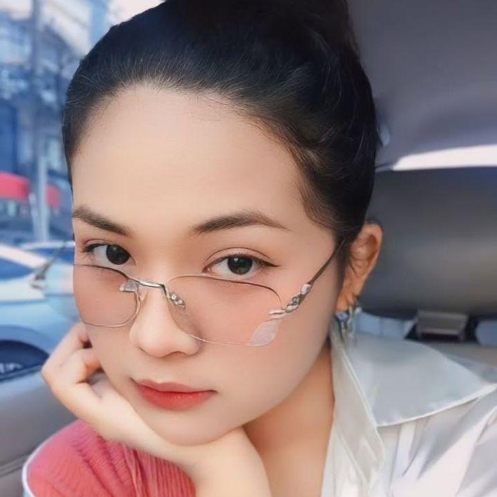 รูปโปรไฟล์ของ วาเลนซ์