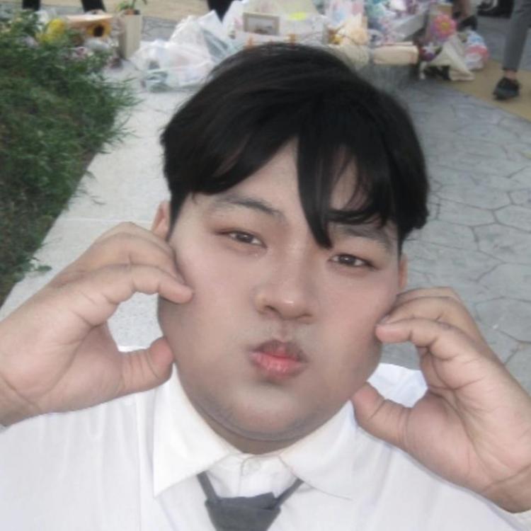 รูปโปรไฟล์ของ หมอเตาะแตะดูดวง