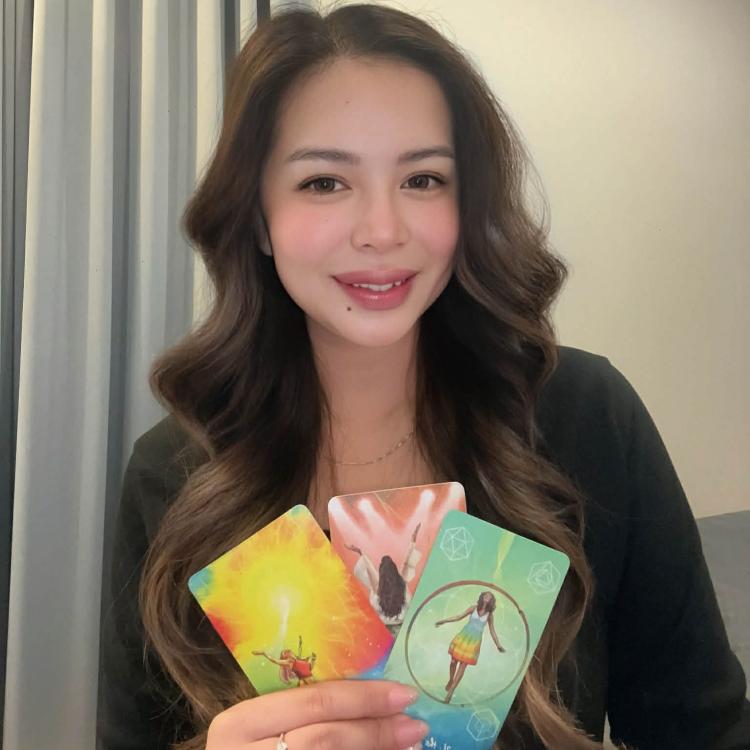 รูปโปรไฟล์ของ Juthaอ่านไพ่ทำนายรัก