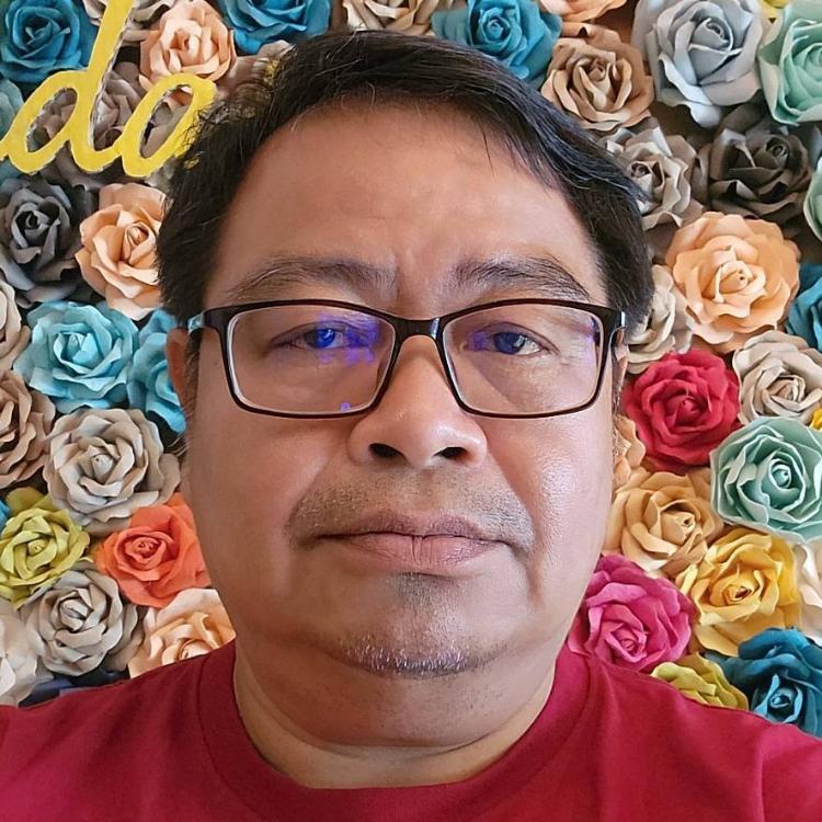 รูปโปรไฟล์ของ ตาฉัตร พยากรณ์