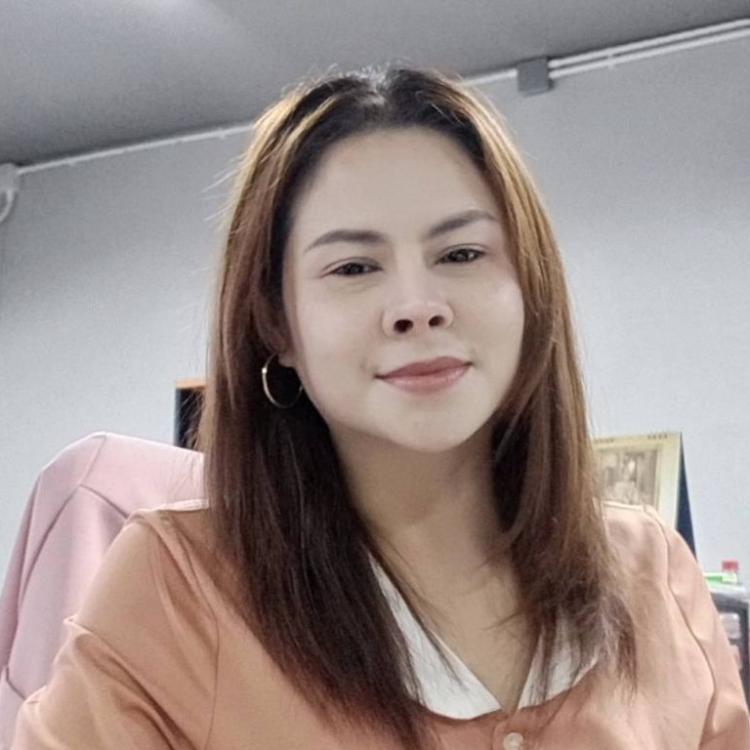 รูปโปรไฟล์ของ ควีนพลิกชะตา