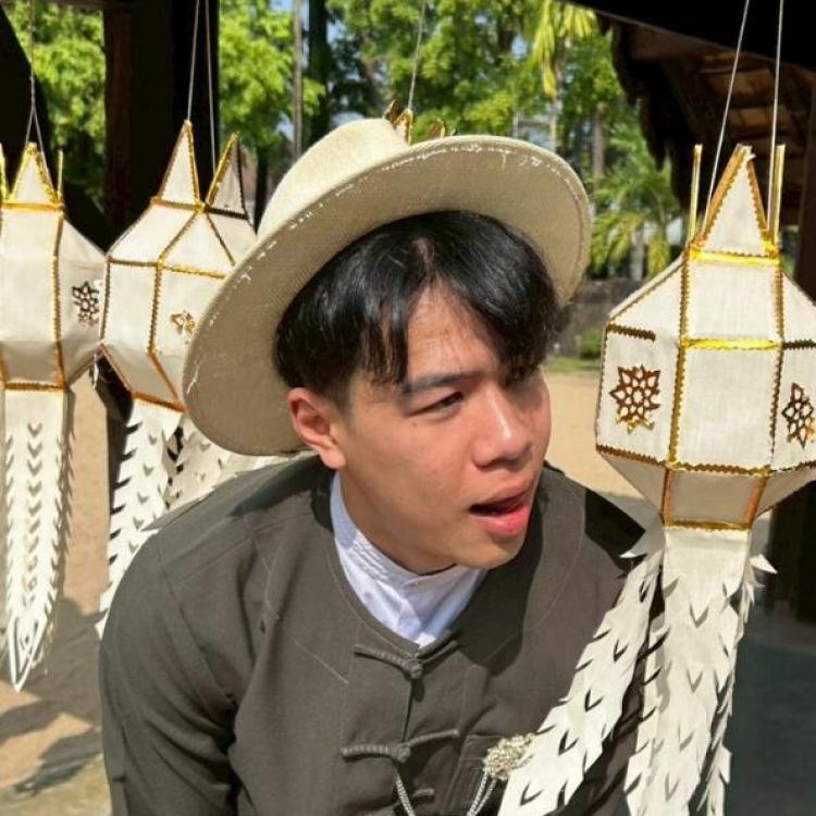 รูปโปรไฟล์ของ หมอหลอย