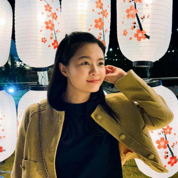 รูปโปรไฟล์ของ อาจารย์พิชญา