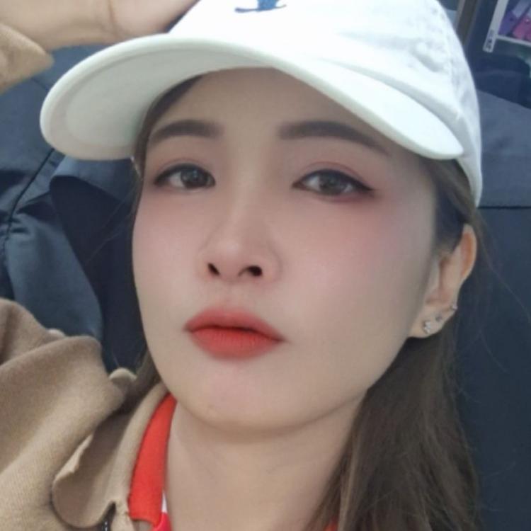 รูปโปรไฟล์ของ ปุยนุ่นทำนายดวง