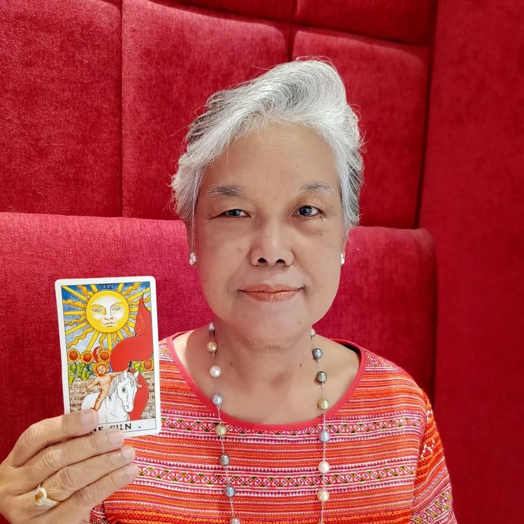 รูปโปรไฟล์ของ อ.ภร พยากรณ์