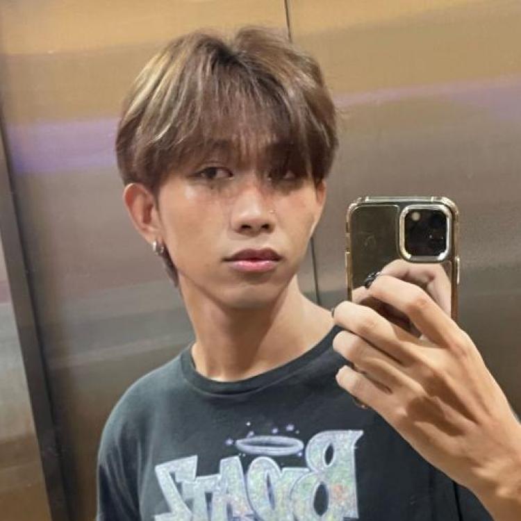 รูปโปรไฟล์ของ โอมจะเป็นหมอดู