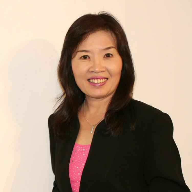 รูปโปรไฟล์ของ อ.จือ ดูลายเซ็น