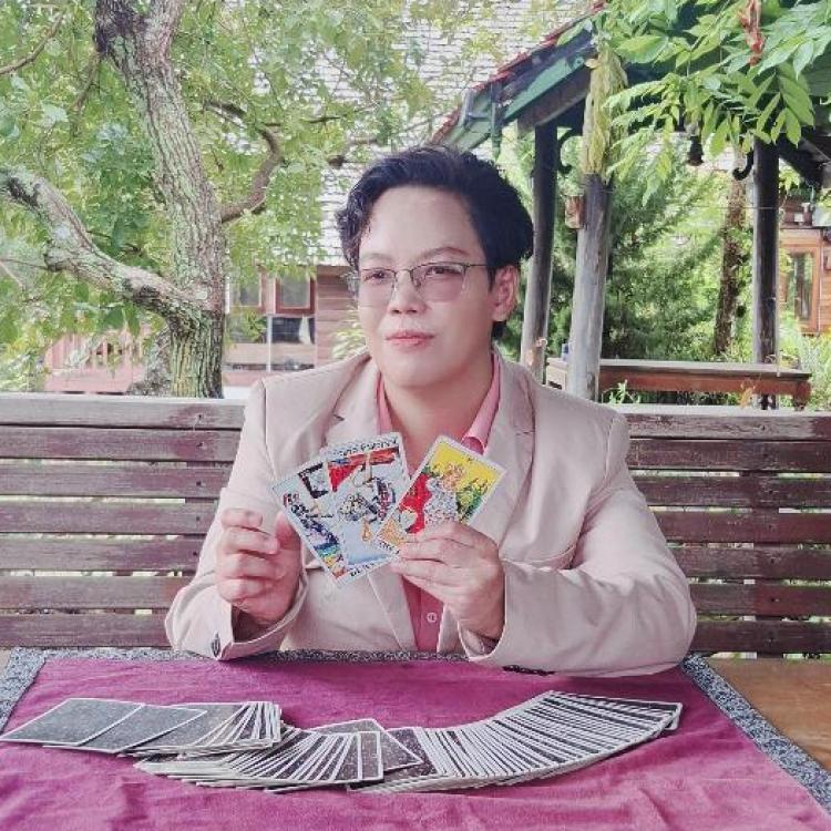 รูปโปรไฟล์ของ อาจารย์นท ณ.มงคลคเนศ